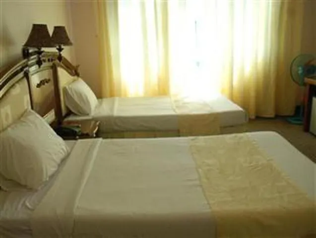 Atlantic Tuan Chau Hotel 3*