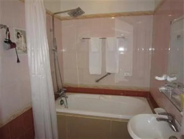 Atlantic Tuan Chau Hotel Hạ Long
